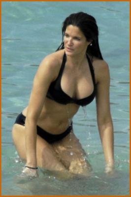 Stephanie Seymour Shows a Flawless Bikini Body at 40